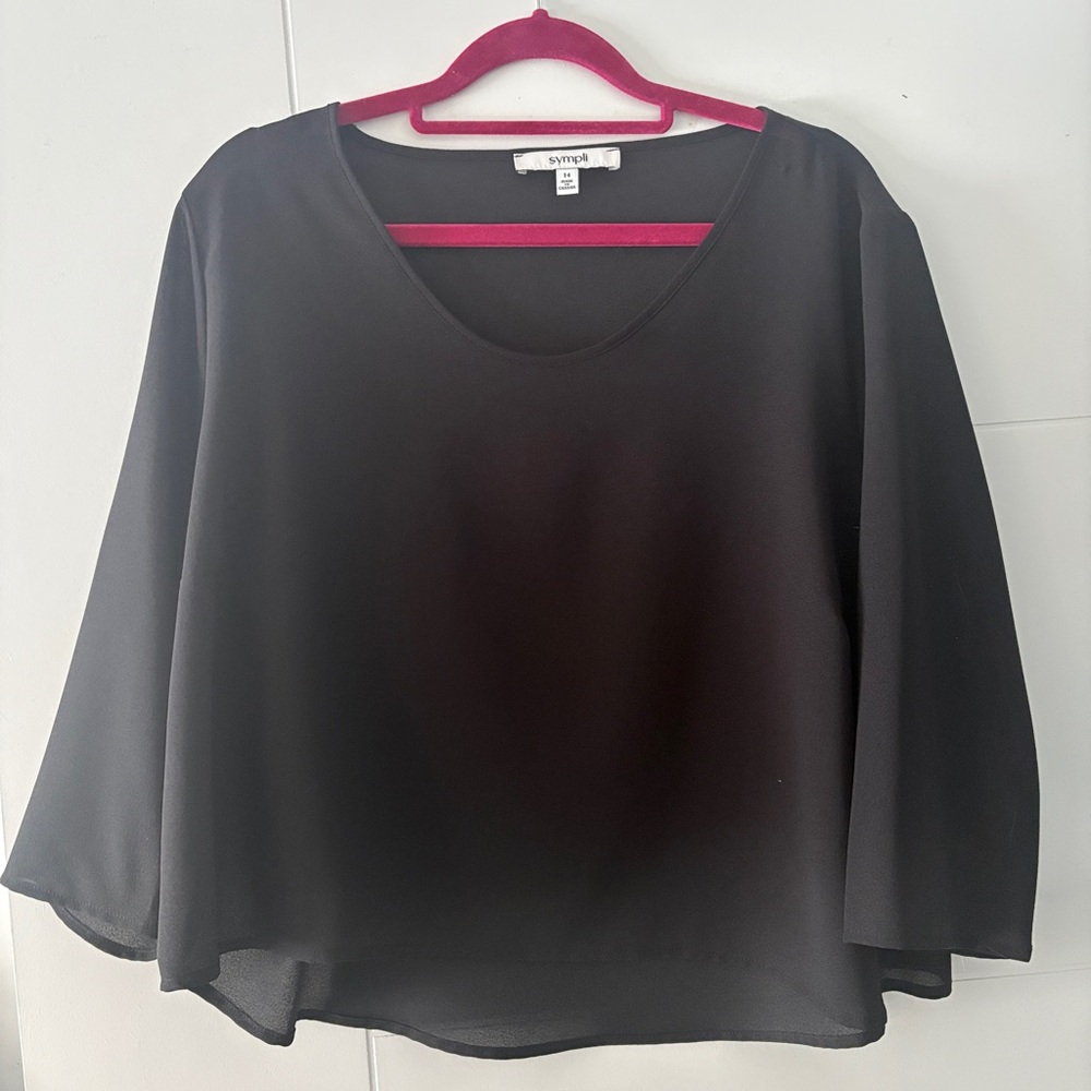 🇨🇦NWT SYmpli Whisper 3/4 sleeve Shorty black top sheer,flowy and light size 14